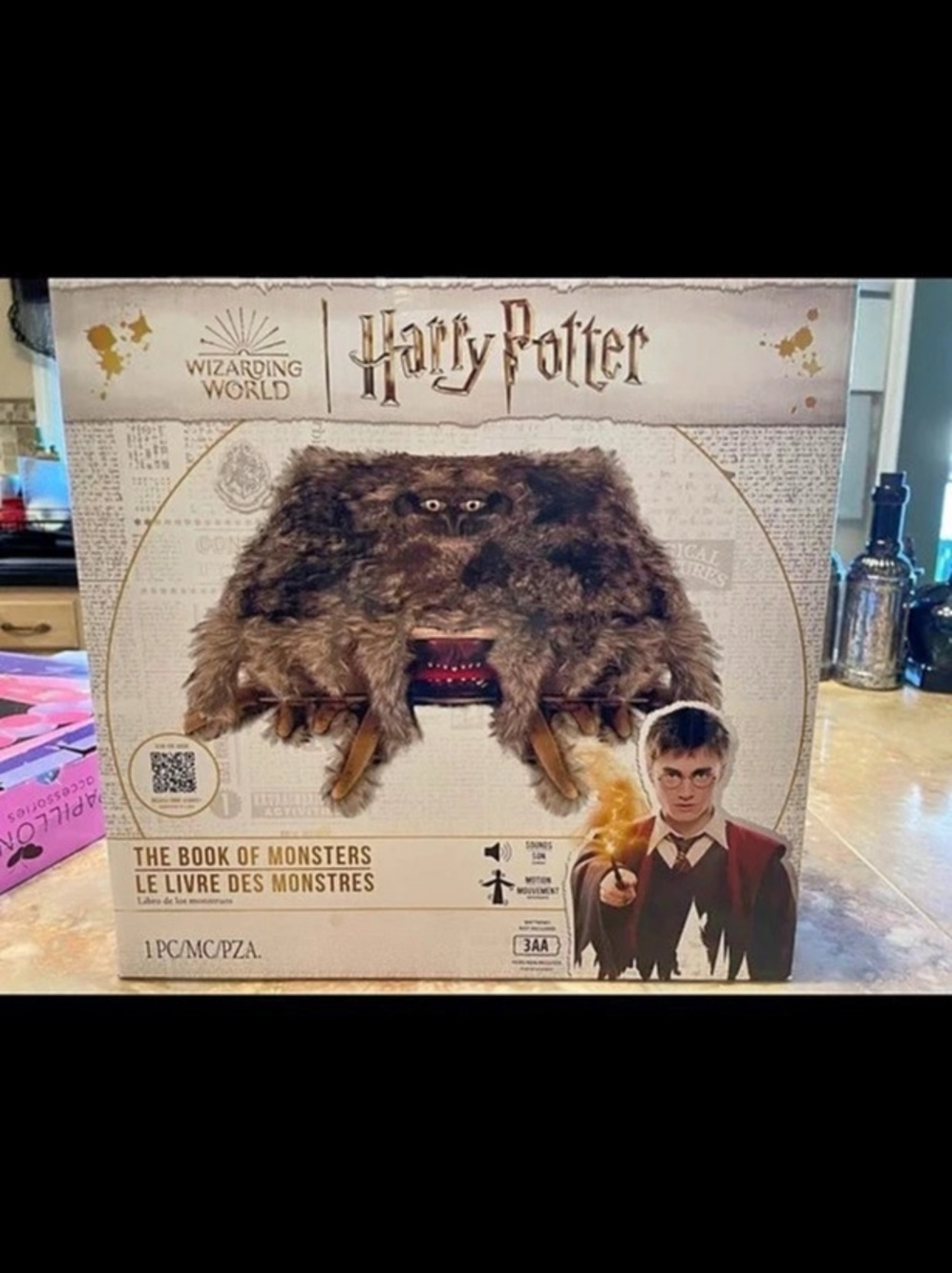 NIB Harry Potter The Book of Monsters